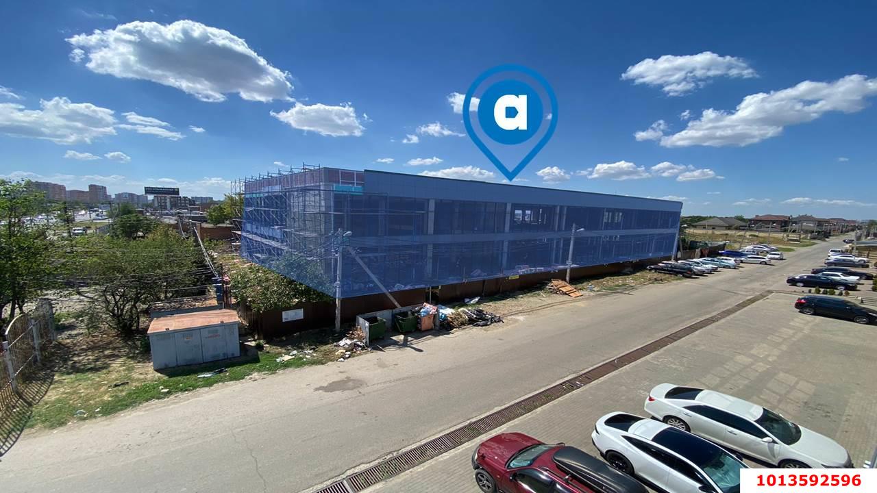 Фото №1: Торговое помещение 3000 м² - Краснодар, жилой комплекс Новелла, ул. Питерская, 40