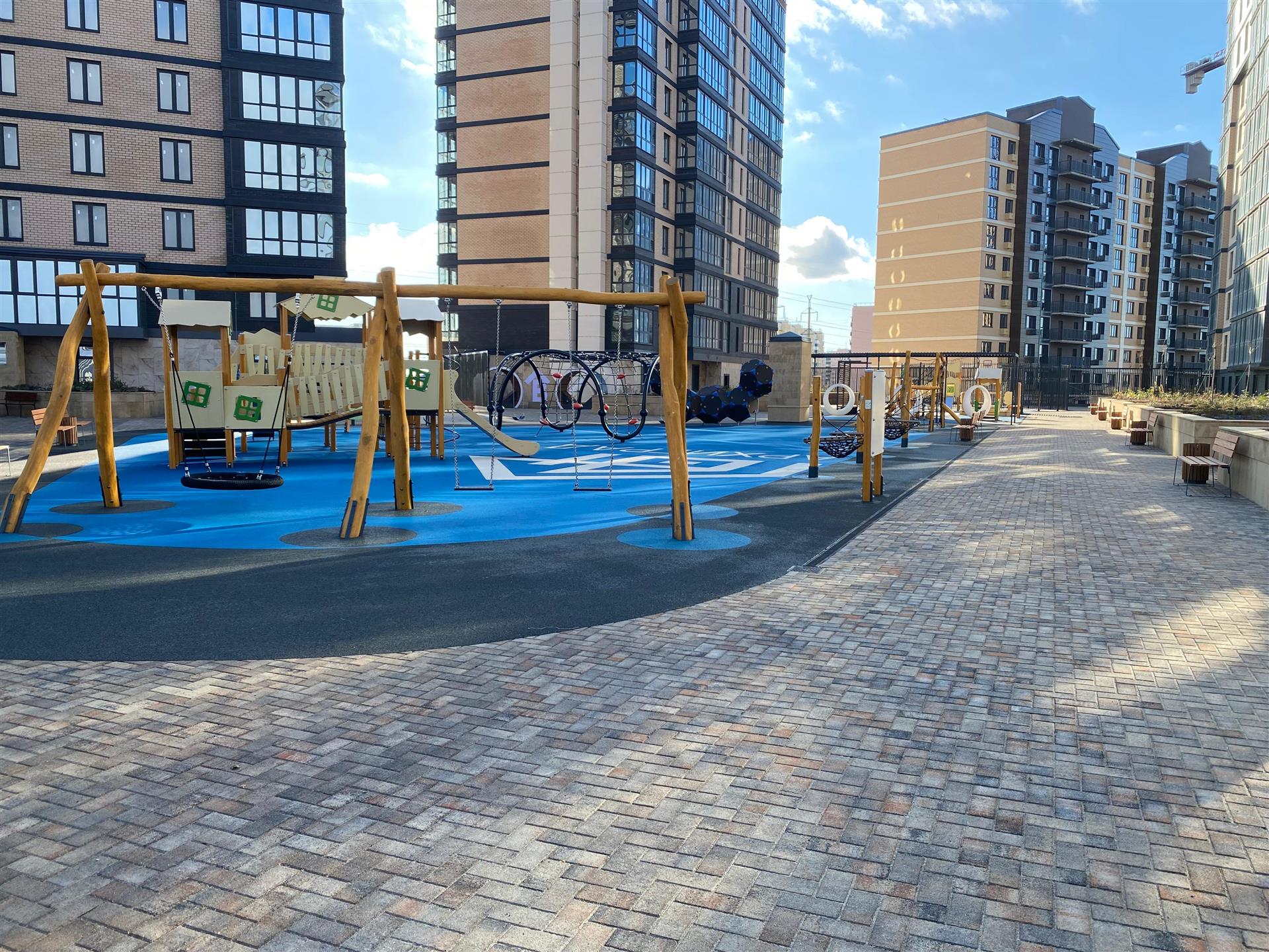 Фото №10: Коммерция 222 м² - Яблоновский, мкр. жилой комплекс Вектор, ул. Базовская, 21