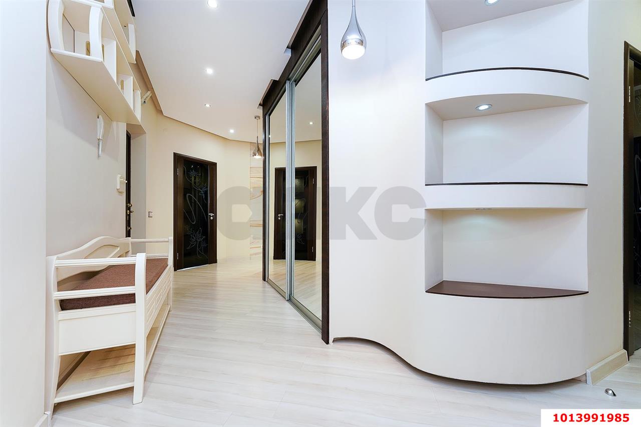 Фото №22: 4-комнатная квартира 136 м² - Краснодар, Центральный внутригородской округ, Западный внутригородской округ, мкр. Центральный, ул. Кубанская набережная, 64