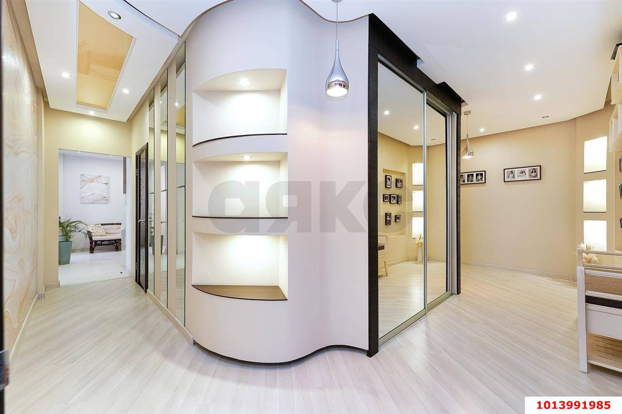 Фото №21: 4-комнатная квартира 136 м² - Краснодар, Центральный, ул. Кубанская набережная, 64