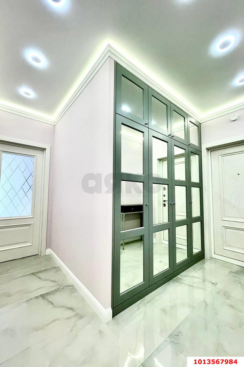 Фото №6: 2-комнатная квартира <span class="whitespace-nowrap">71 м²</span>, <span class="whitespace-nowrap">11/24 эт.</span> - Краснодар, Центральный внутригородской округ, Черёмушки, мкр. жилой комплекс Солнечный Остров, ул. Ставропольская, 336/6