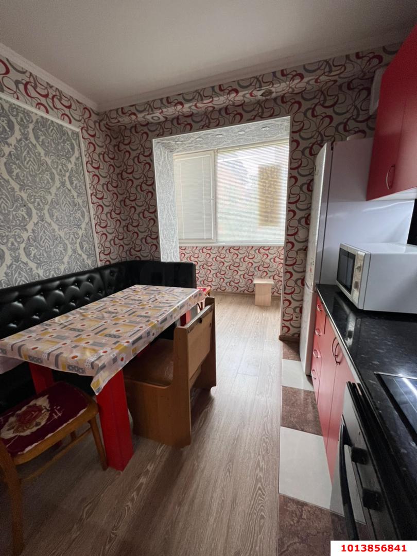 Фото №3: 1-комнатная квартира 39 м² - Краснодар, Музыкальный, Прикубанский внутригородской округ, Завод Радиоизмерительных Приборов, мкр. имени Петра Метальникова, ул. Московская, 152