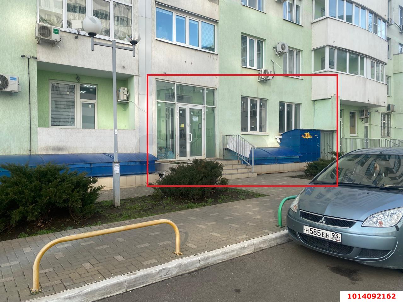 Фото №2: Торговое помещение 82 м² - Краснодар, жилой комплекс Форт Карасун, ул. Сормовская, 208/1