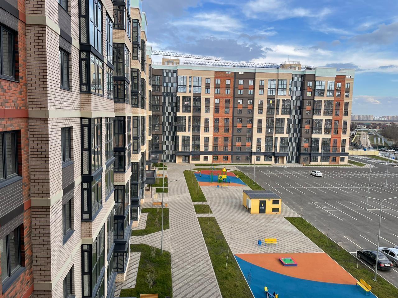 Фото №1: 2-комнатная квартира 55 м² - Краснодар, Прикубанский внутригородской округ, мкр. жилой комплекс Облака, ул. имени Генерала Корнилова, 9к2