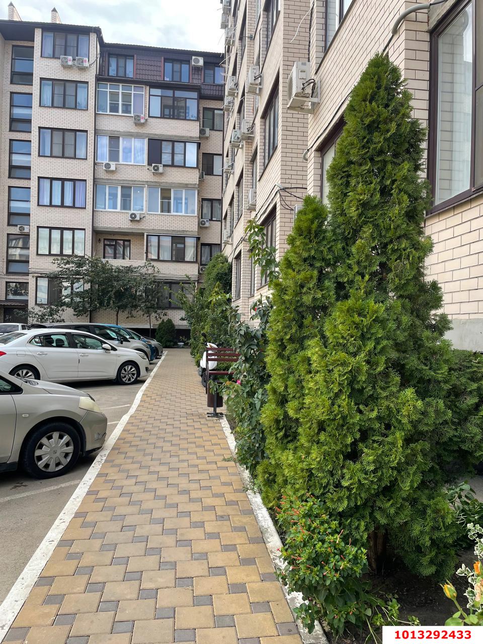 Фото №3: 1-комнатная квартира 34 м² - Краснодар, Прикубанский внутригородской округ, Завод Радиоизмерительных Приборов, мкр. Музыкальный, ул. имени Сергея Есенина, 84