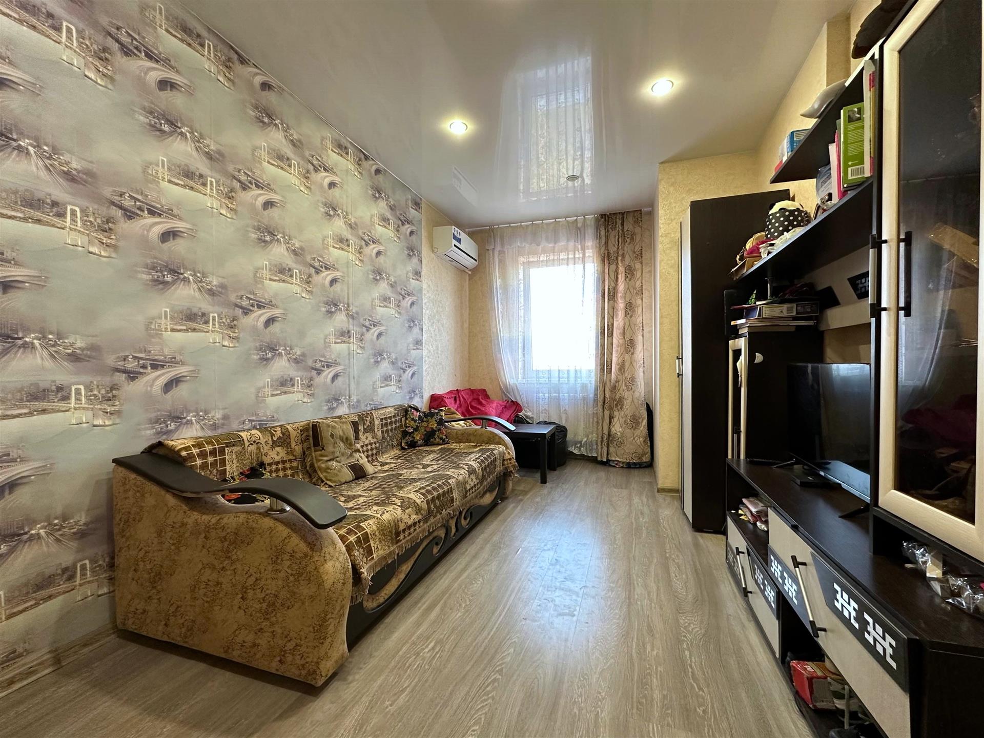 Фото №2: 1-комнатная квартира 38 м² - Краснодар, Прикубанский внутригородской округ, Россинского, мкр. жилой комплекс Инсити-Парк, ул. Командорская, 1к1