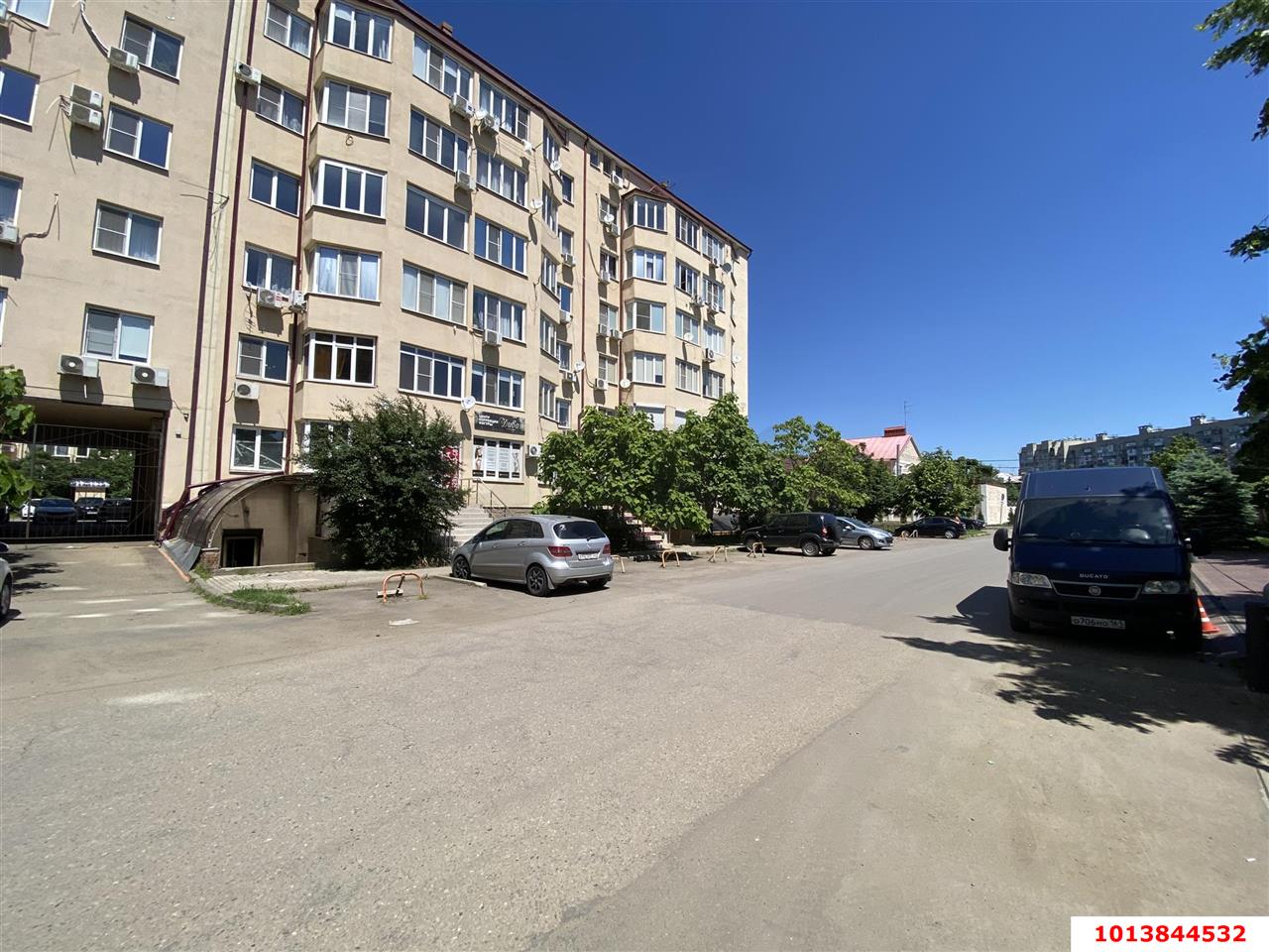 Фото №4: Торговое помещение 67 м² - Краснодар, Солнечный, пр-кт Константина Образцова, 7