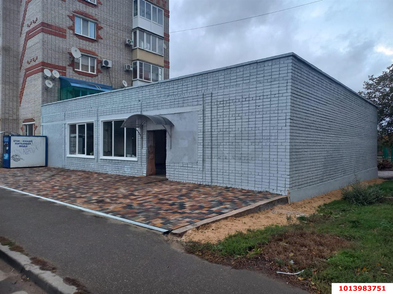 Фото №2: Торговое помещение 264 м² - Ленинградская, ул. Красная, 140