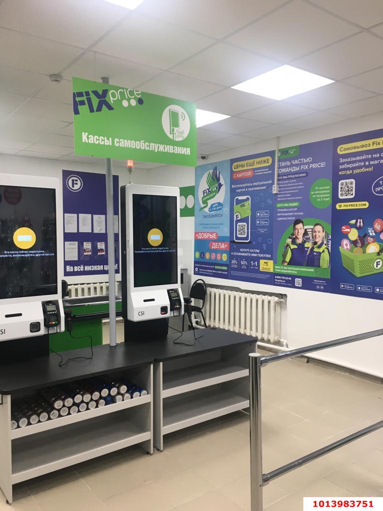 Фото №2: Торговое помещение 264 м² - Ленинградская, ул. Красная, 140