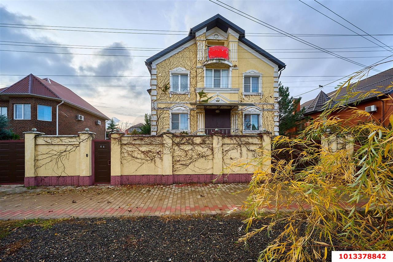 Фото №1: Дом 306 м² + 8 сот. - Краснодар, Прикубанский внутригородской округ, Завод Радиоизмерительных Приборов, п. Калинино, ул. Есаульская, 64