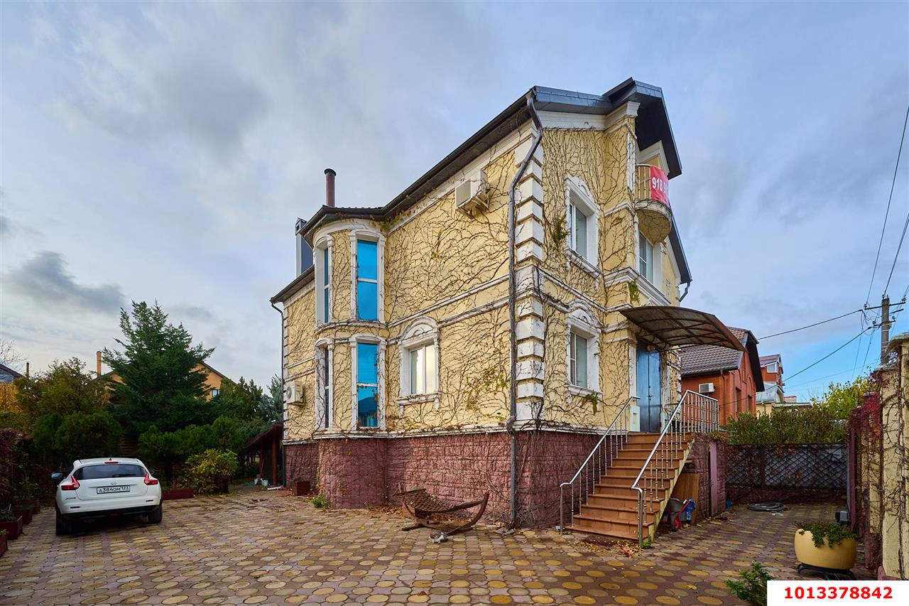 Фото №2: Дом 306 м² + 8 сот. - Краснодар, Калинино, ул. Есаульская, 64