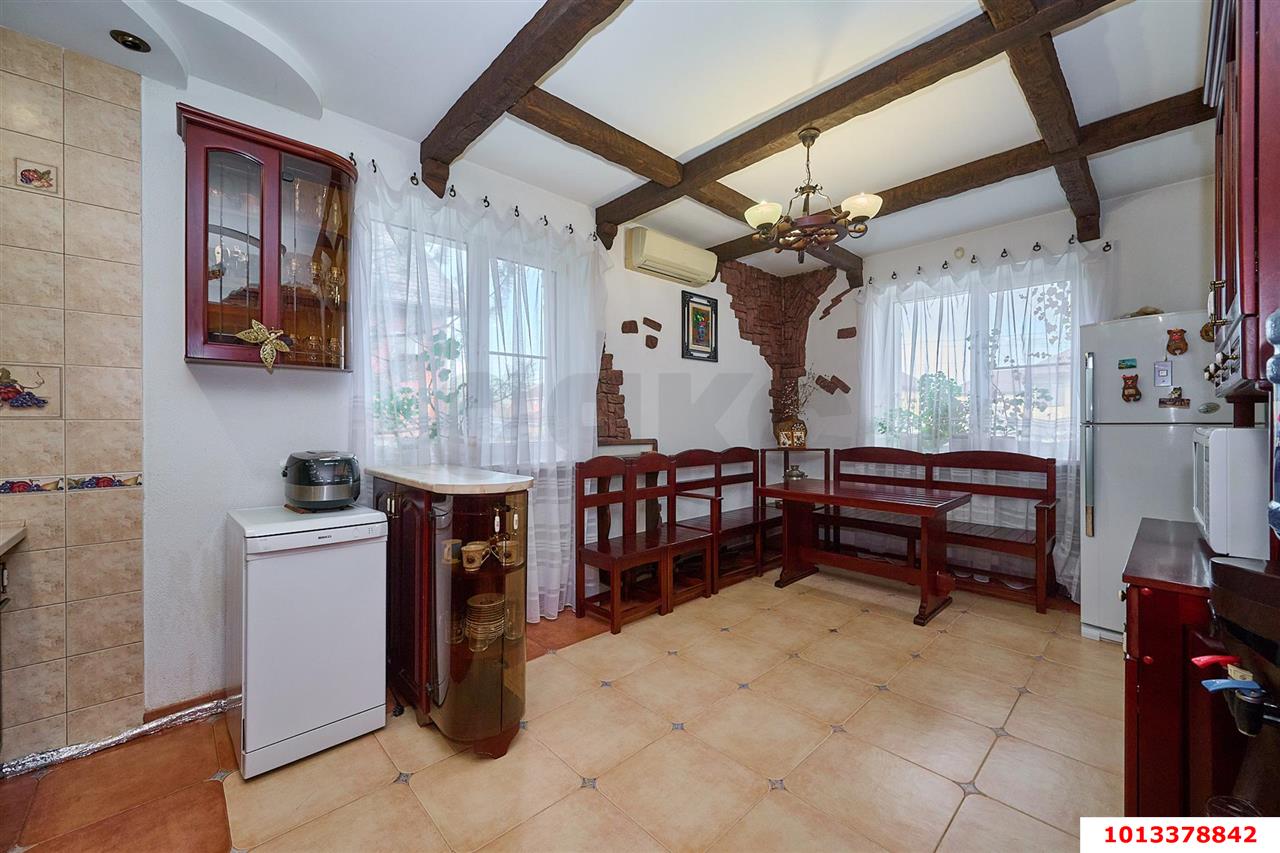 Фото №15: Дом 306 м² + 8 сот. - Краснодар, Прикубанский внутригородской округ, Завод Радиоизмерительных Приборов, п. Калинино, ул. Есаульская, 64