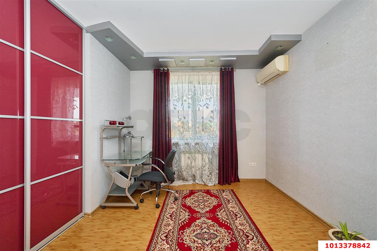 Фото №33: Дом 306 м² + 8 сот. - Краснодар, Прикубанский внутригородской округ, Завод Радиоизмерительных Приборов, п. Калинино, ул. Есаульская, 64