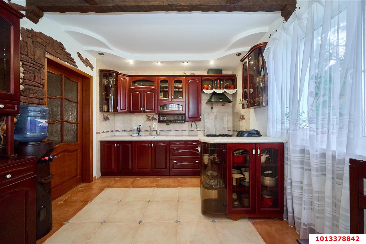 Фото №13: Дом 306 м² + 8 сот. - Краснодар, Прикубанский внутригородской округ, Завод Радиоизмерительных Приборов, п. Калинино, ул. Есаульская, 64