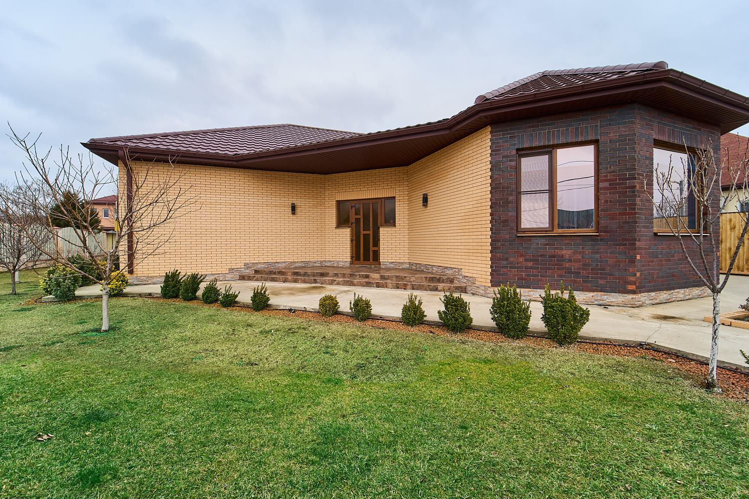 Фото №1: Дом 197 м² + 10 сот. - СНТ Пригород, ул. Атамана Круковского, 100