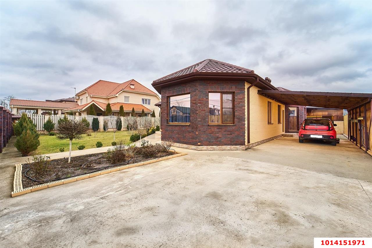 Фото №2: Дом 197 м² + 10 сот. - СНТ Пригород, Прикубанский внутригородской округ, ул. Атамана Круковского, 100