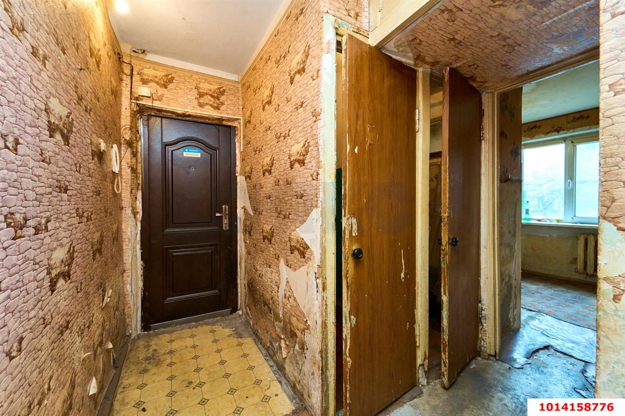 Фото №13: 3-комнатная квартира <span class="whitespace-nowrap">47 м²</span>, <span class="whitespace-nowrap">1/5 эт.</span> - Краснодар, Западный внутригородской округ, мкр. Горгаз, ул. Станкостроительная, 18