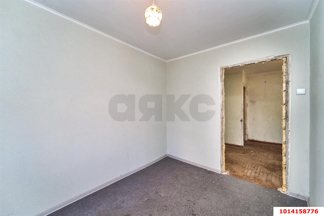 Фото №6: 3-комнатная квартира <span class="whitespace-nowrap">47 м²</span>, <span class="whitespace-nowrap">1/5 эт.</span> - Краснодар, Западный внутригородской округ, мкр. Горгаз, ул. Станкостроительная, 18