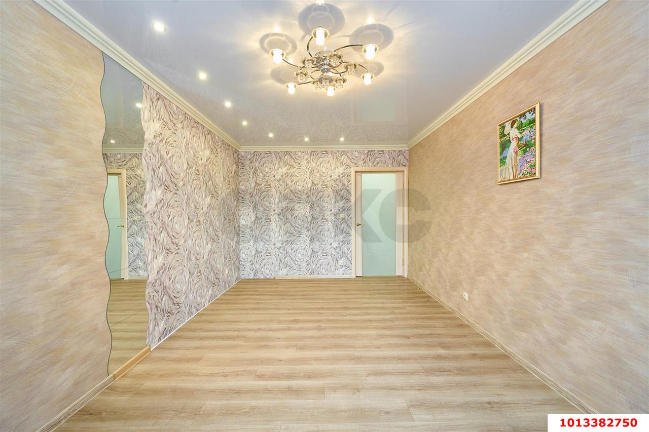 Фото №6: 3-комнатная квартира 65 м² - Краснодар, имени Маршала Жукова, ул. Кореновская, 45