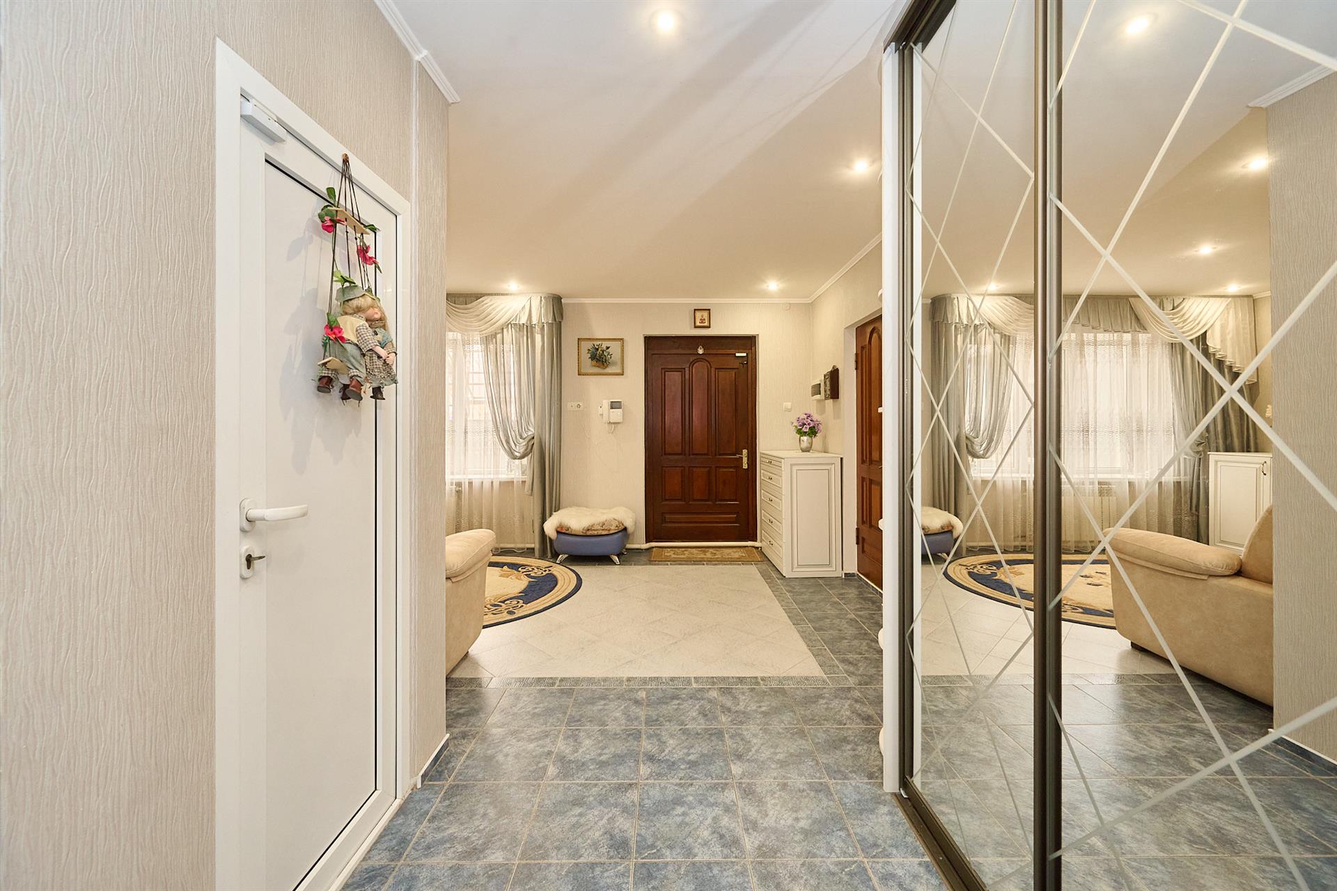 Фото №4: Дом 249 м² + 4.91 сот. - Краснодар, ул. Академическая, 76