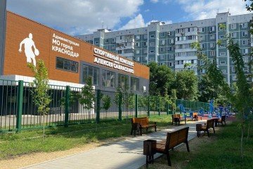 Фото №2: 3-комнатная квартира 76 м² - Краснодар, мкр. Юбилейный, ул. 70-летия Октября, 6