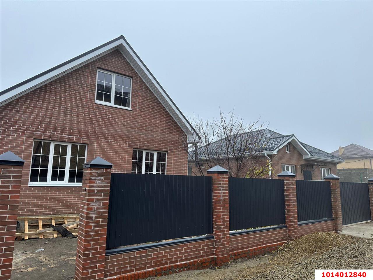 Фото №2: Дом 130 м² + 4 сот. - Новотитаровская, ул. Коммунаров, 57