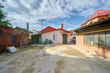 Фото №3: Дом 200 м² - Краснодар, мкр. Центральный, ул. Базовская, 119