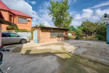 Фото №1: Дом 200 м² - Краснодар, мкр. Центральный, ул. Базовская, 119