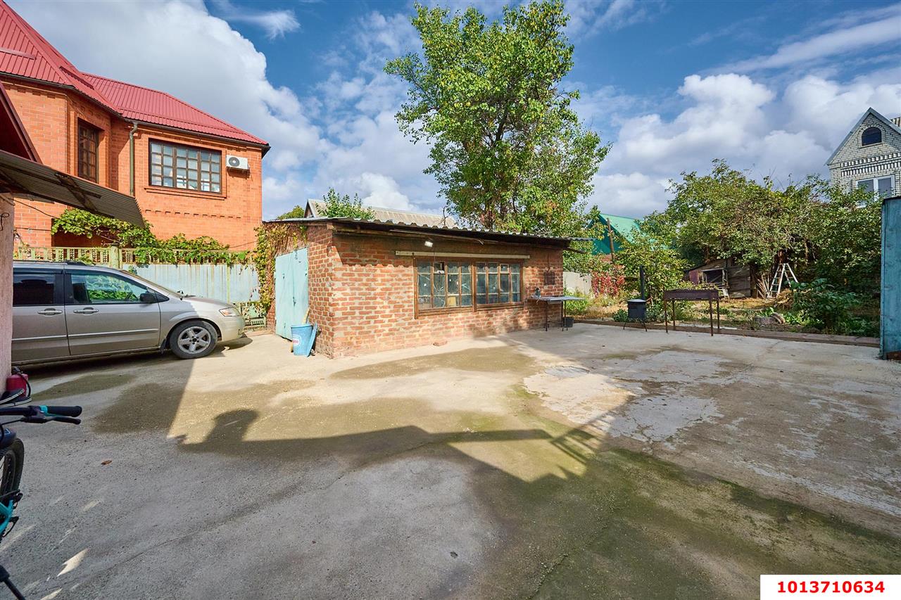 Фото №1: Дом 200 м² + 7.13 сот. - Краснодар, Центральный внутригородской округ, мкр. Центральный, ул. Базовская, 119