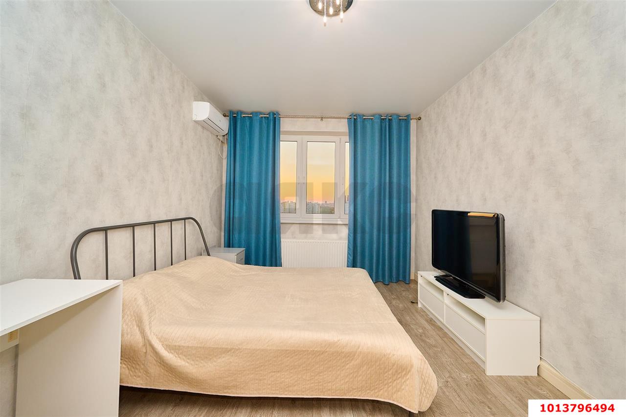 Фото №2: 1-комнатная квартира 37 м² - Краснодар, Прикубанский внутригородской округ, Завод Измерительных Приборов, мкр. жилой комплекс Москва, ул. Российская, 79/3к1