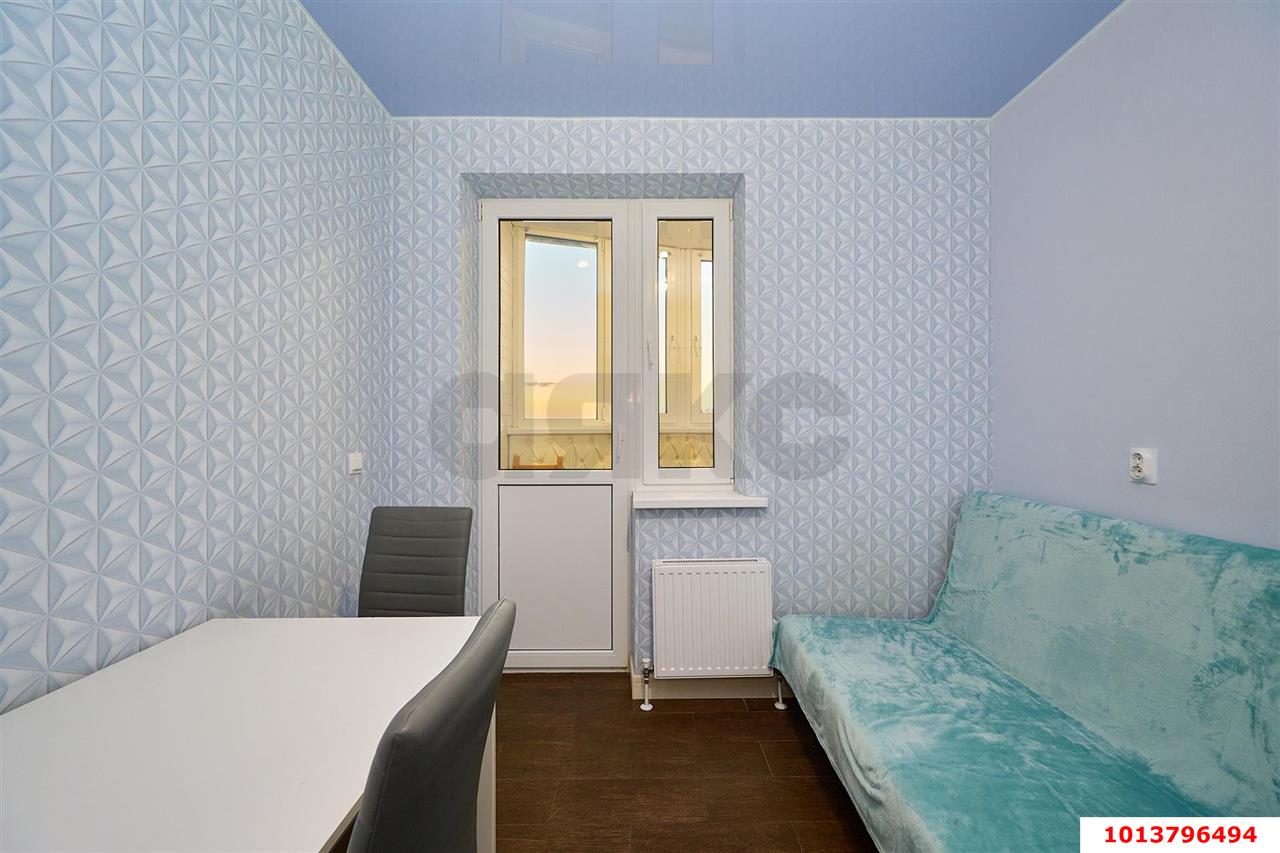 Фото №5: 1-комнатная квартира 37 м² - Краснодар, Прикубанский внутригородской округ, Завод Измерительных Приборов, мкр. жилой комплекс Москва, ул. Российская, 79/3к1