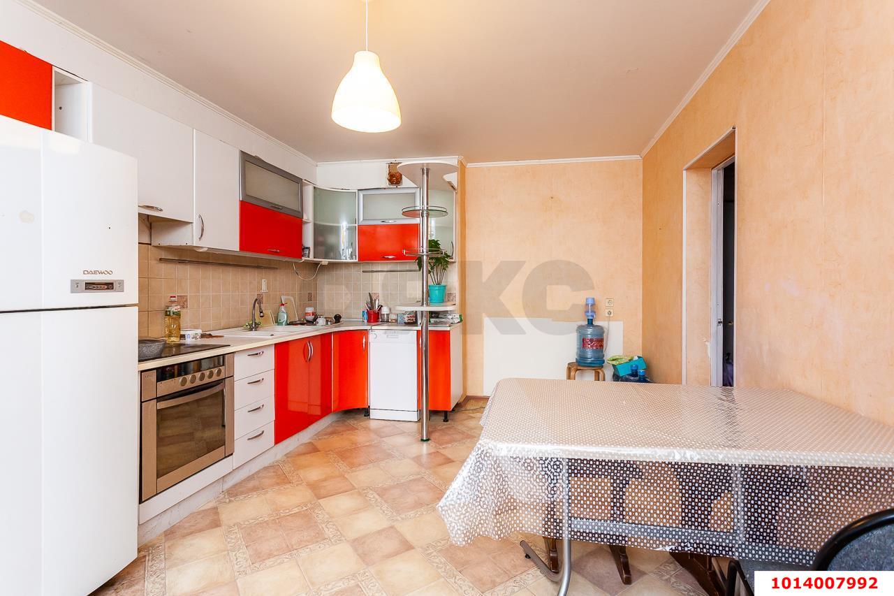 Фото №4: 3-комнатная квартира 86 м² - Краснодар, Западный внутригородской округ, мкр. Юбилейный, ул. Думенко, 33