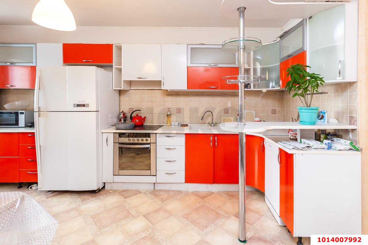 Фото №2: 3-комнатная квартира 86 м² - Краснодар, Западный внутригородской округ, мкр. Юбилейный, ул. Думенко, 33