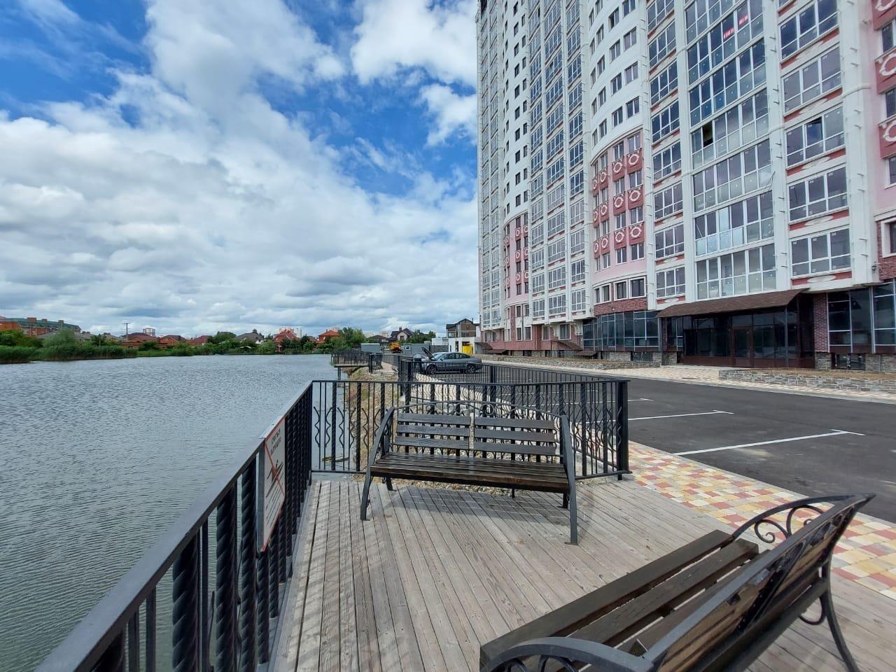 Фото №3: 1-комнатная квартира 42 м² - Краснодар, Прикубанский внутригородской округ, Школьный, жилой комплекс Версаль, мкр. Круглик, ул. Черниговская, 1