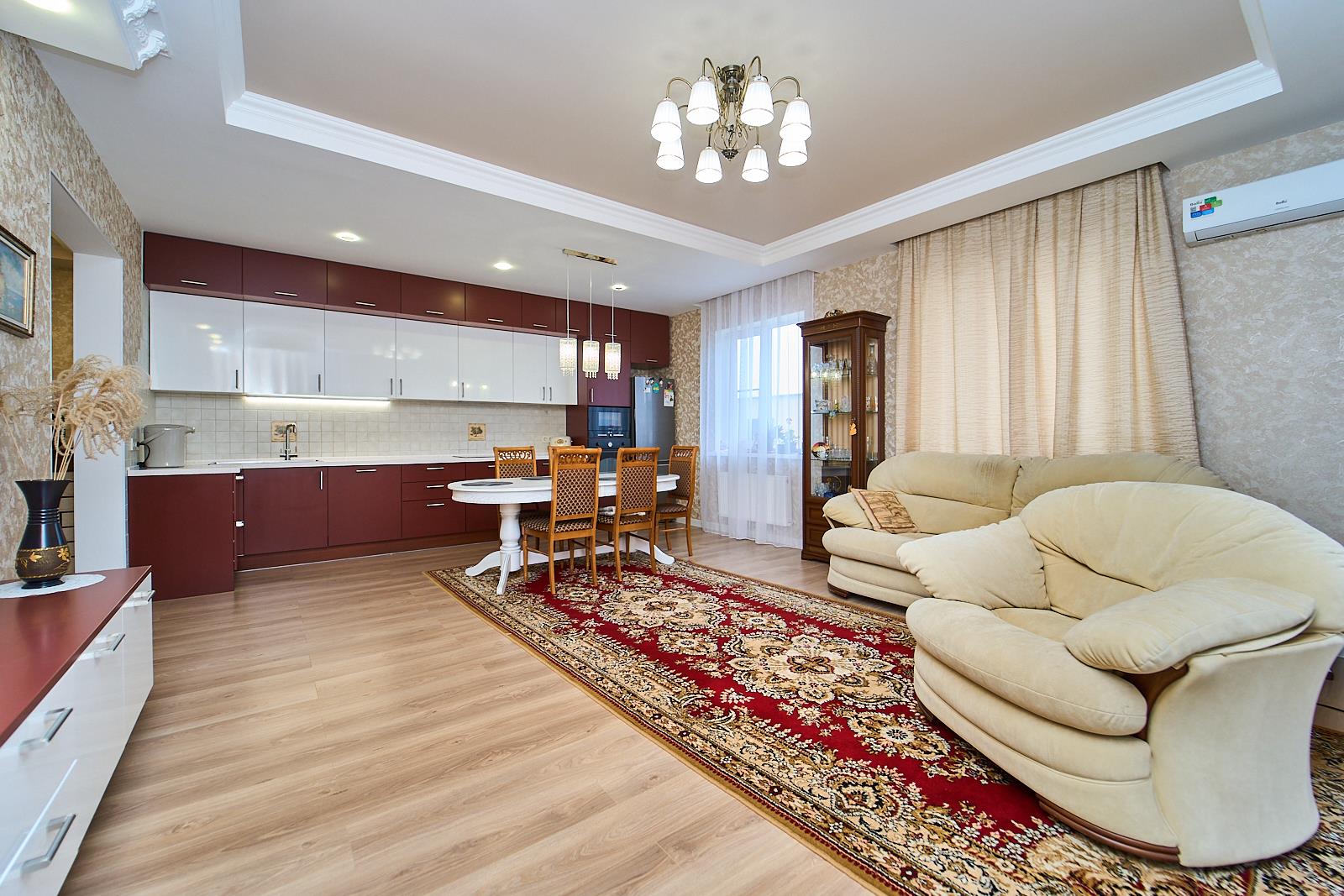 Фото №2: Дом 107 м² + 7 сот. - Индустриальный, мкр. Прикубанский внутригородской округ, ул. 1-я Инженерная, 42