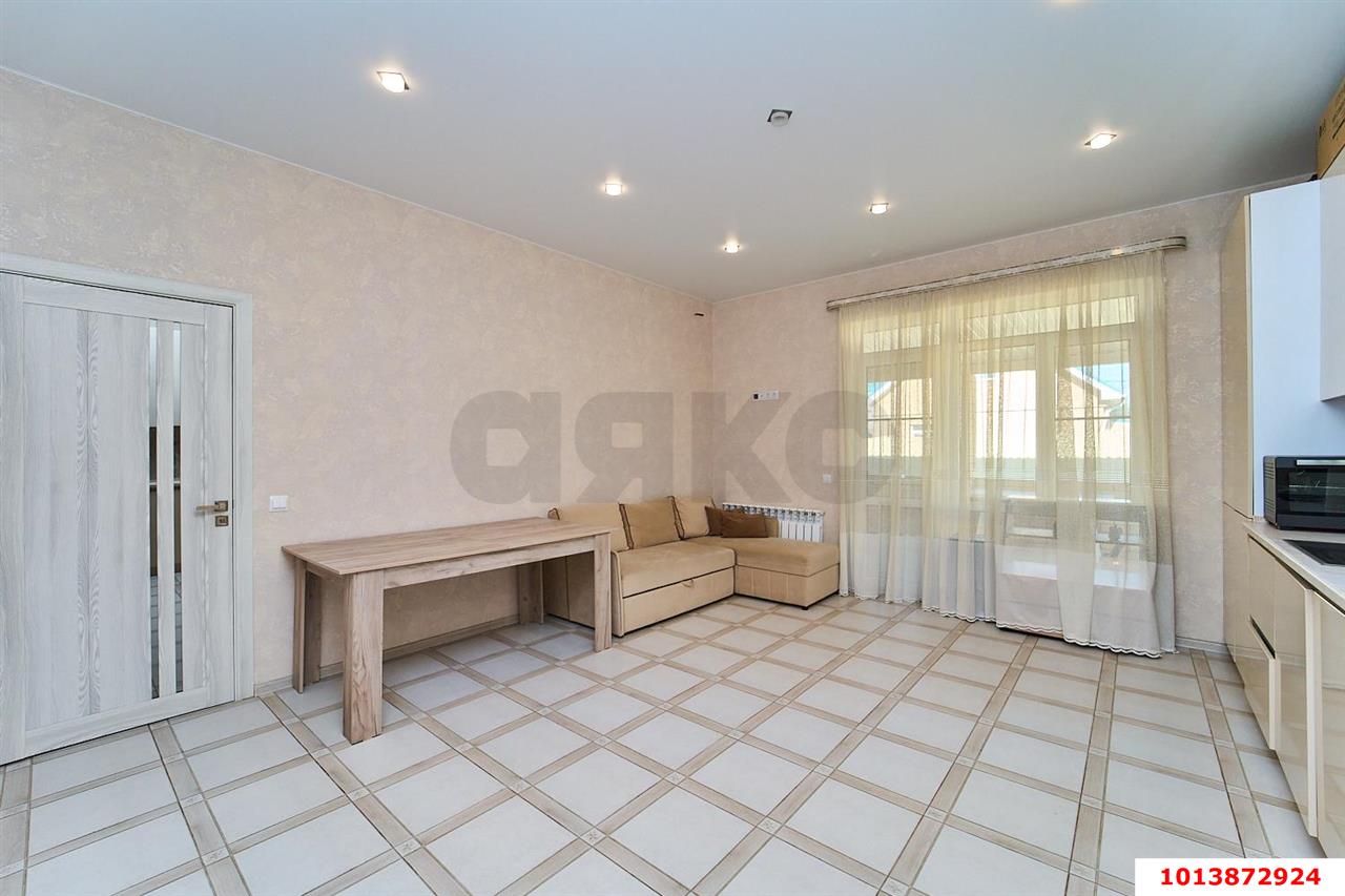 Фото №3: Дом 105 м² + 4.5 сот. - Краснодар, Прикубанский внутригородской округ, п. коттеджный  Изумрудный Город, ул. имени Героя Ильи Васюка, 35