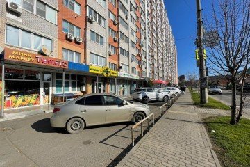 Фото №3: Торговое помещение 20 м² - Краснодар, мкр. Центральный, ул. Промышленная, 33