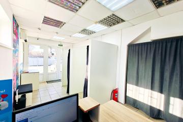 Фото №4: Коммерция 100 м² - Краснодар, мкр. Черёмушки, ул. Бургасская, 3