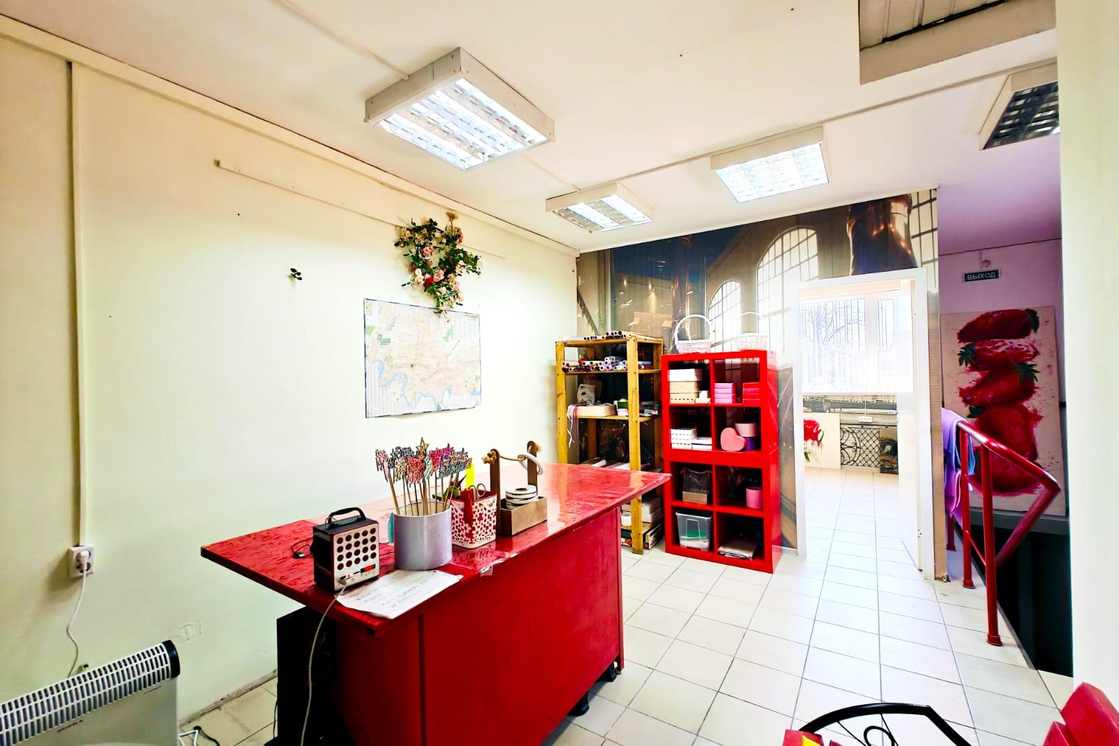 Фото №8: Коммерция 100 м² - Краснодар, ул. Бургасская, 3