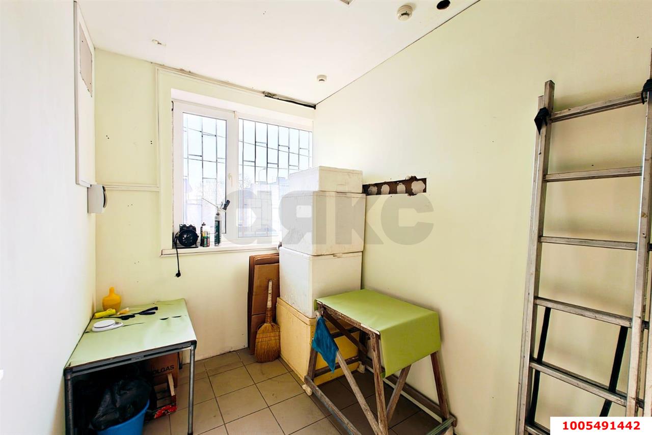 Фото №13: Торговое помещение 100 м² - Краснодар, Черёмушки, ул. Бургасская, 3