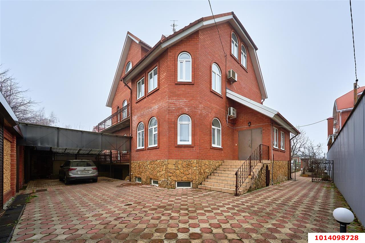 Фото №3: Дом 404 м² + 8 сот. - Краснодар, Карасунский внутригородской округ, ж/м Пашковский, ул. Мира, 71