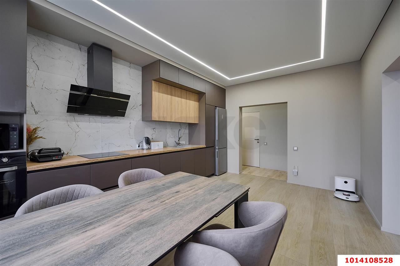 Фото №7: 2-комнатная квартира 82 м² - Краснодар, Центральный, ул. Береговая, 2к2