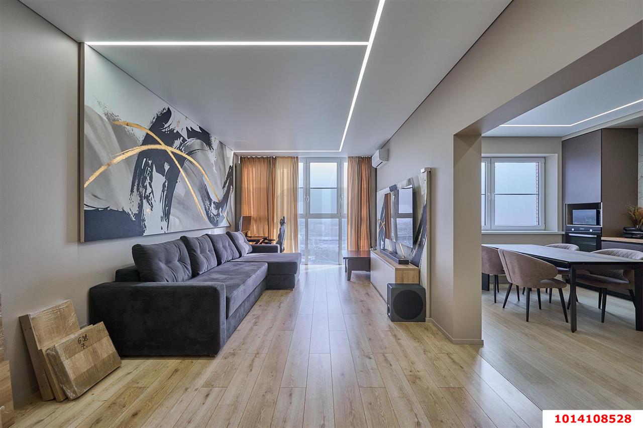 Фото №1: 2-комнатная квартира 82 м² - Краснодар, Центральный, ул. Береговая, 2к2