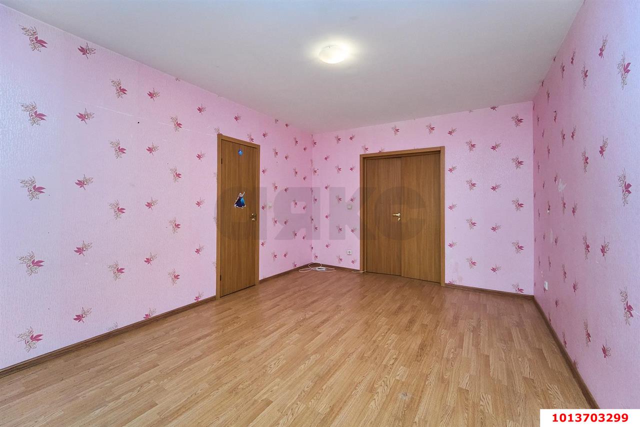 Фото №10: 2-комнатная квартира 73 м² - Краснодар, Микрохирургии глаза, ул. Академика Лукьяненко, 12/1
