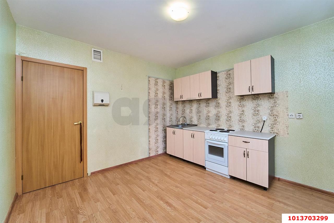 Фото №2: 2-комнатная квартира 73 м² - Краснодар, Микрохирургии глаза, ул. Академика Лукьяненко, 12/1