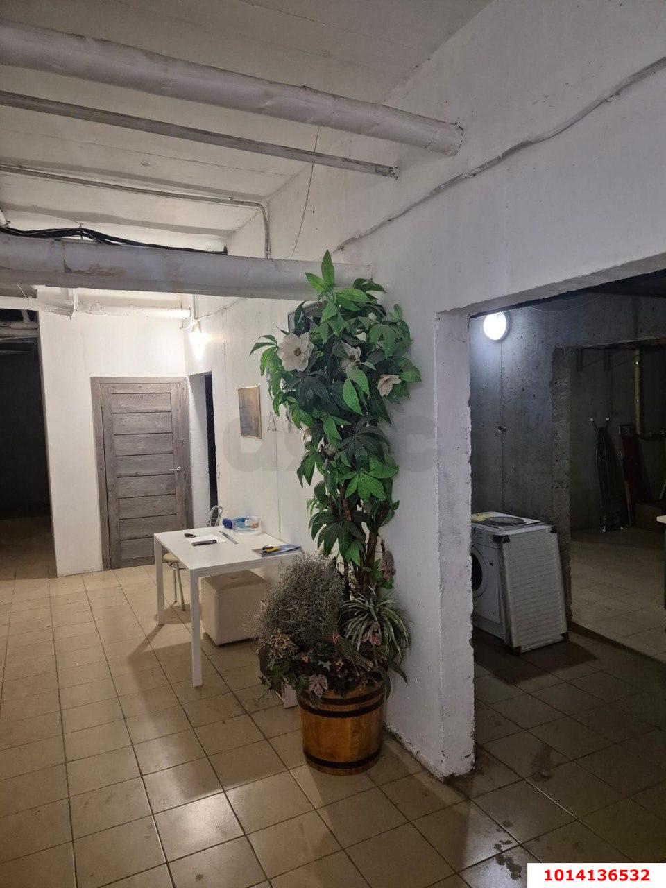 Фото №8: Торговое помещение 197 м² - Краснодар, Гидростроителей, ул. Трудовой Славы, 7/1