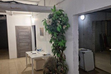 Фото №3: Торговое помещение 197 м² - Краснодар, мкр. Гидростроителей, ул. Трудовой Славы, 7/1