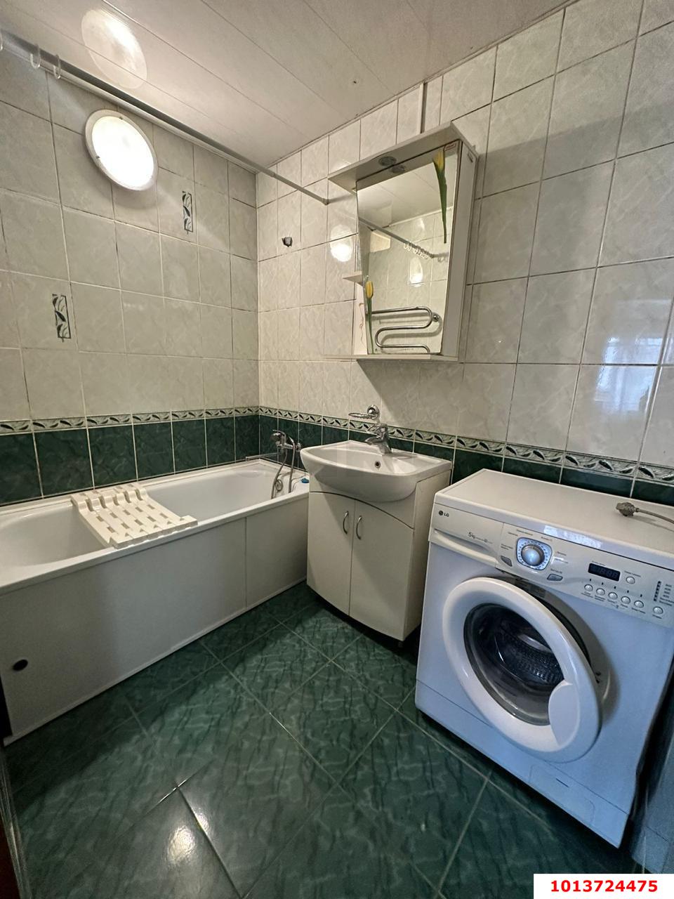 Фото №5: 4-комнатная квартира 74 м² - Краснодар, Краевая Клиническая Больница, ул. 1 Мая, 234