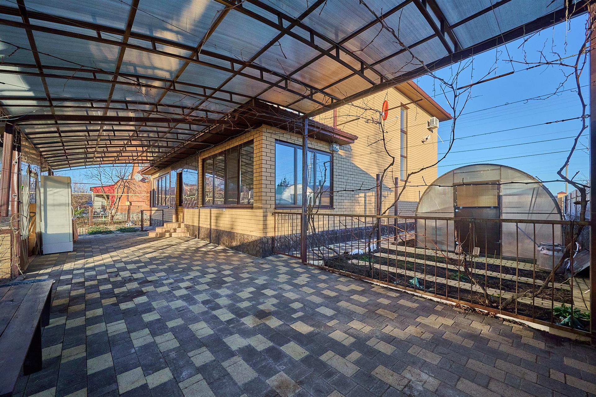 Фото №1: Дом 172 м² + 8 сот. - Лорис, ул. Элитная, 31