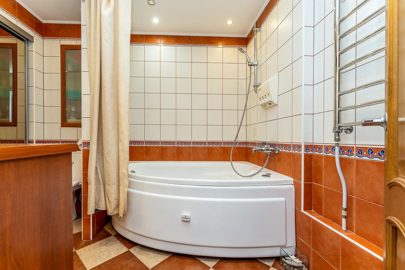 Фото №11: 2-комнатная квартира 70 м² - Краснодар, Западный внутригородской округ, мкр. Фестивальный, ул. Рашпилевская, 325/1